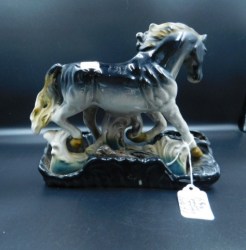 elbo horse main